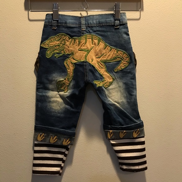 4/$25 Rock’n style jeans - Picture 2 of 3